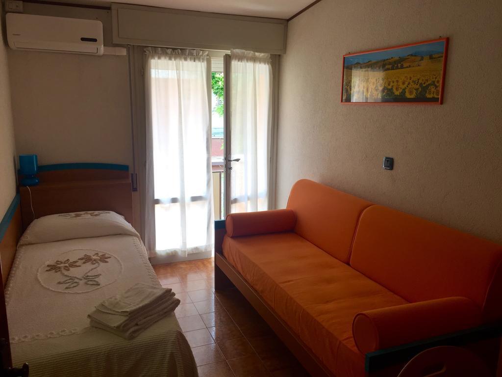Meuble Lariana Hotel Bellaria-Igea Marina Exterior photo